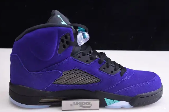 Bmlin 5 Air Alternate Jordan 136027-500 Grape Retro 0524